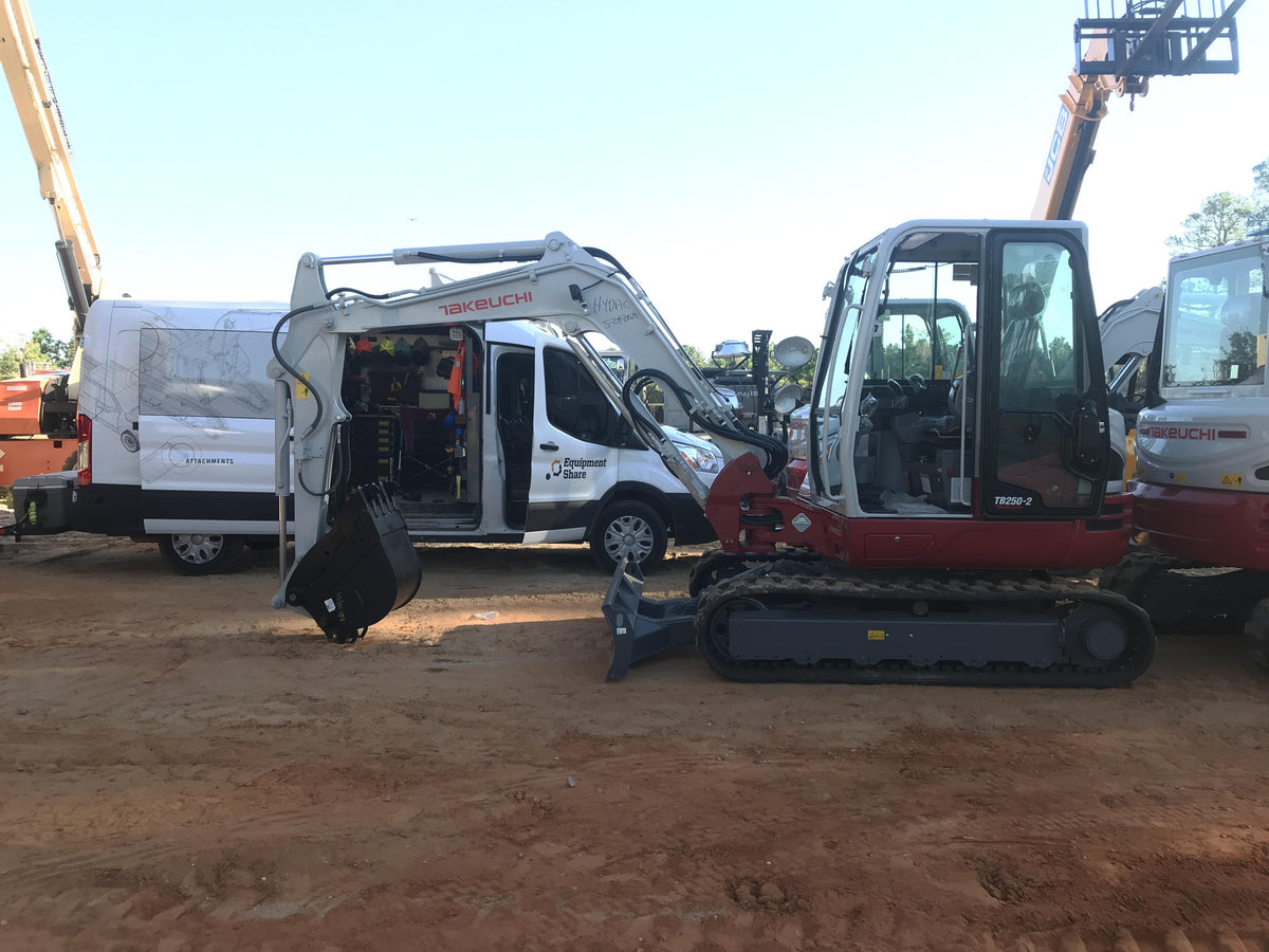 2020 Takeuchi TB250-2C Cab/Heat/Air, Rubber Tracks, Manual TAG QC