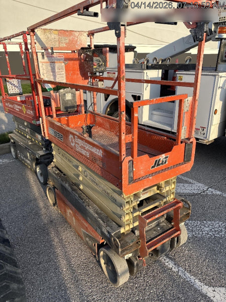 2022 JLG ES1932