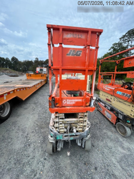 2022 JLG ES1932