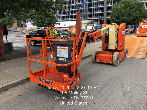2019 JLG E300AJP