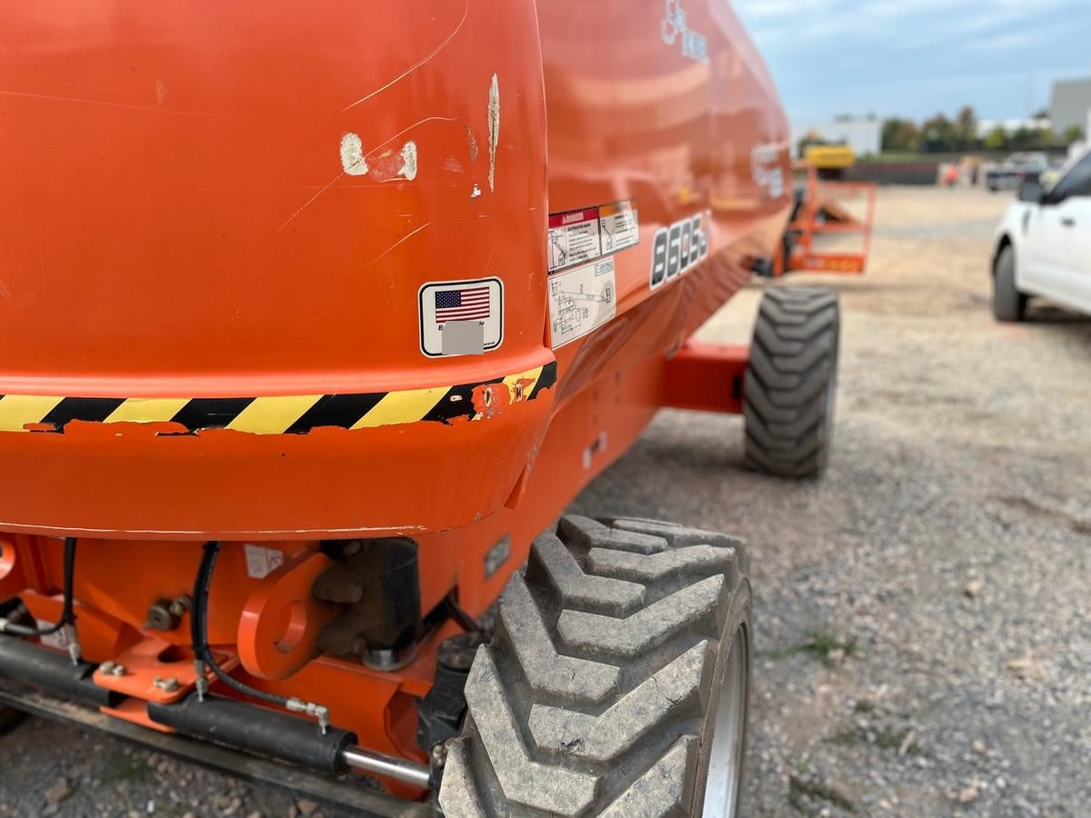 2022 JLG 860SJ