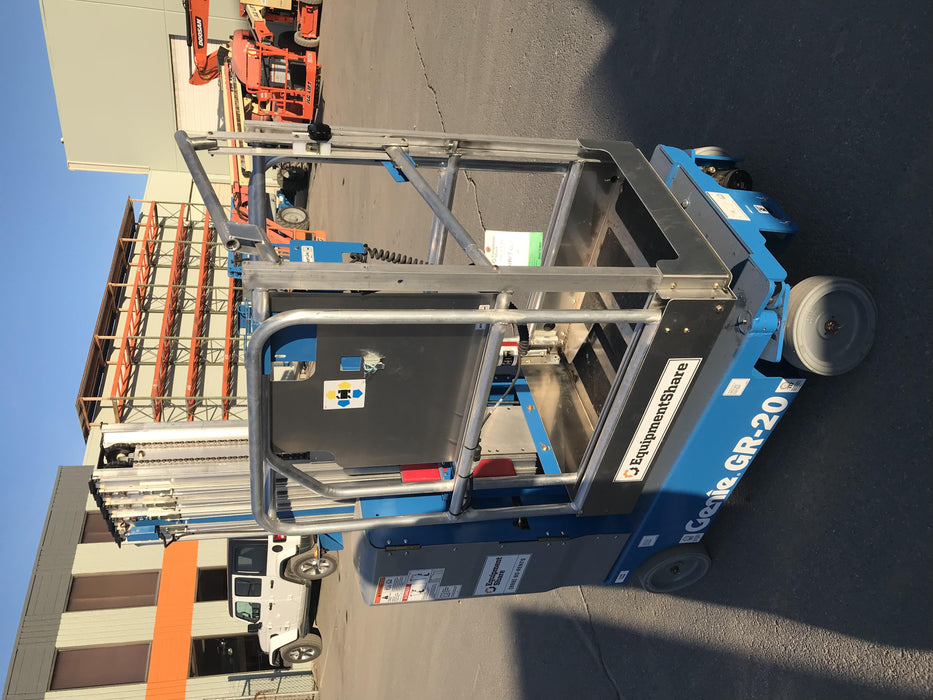 2019 GENIE GR-20