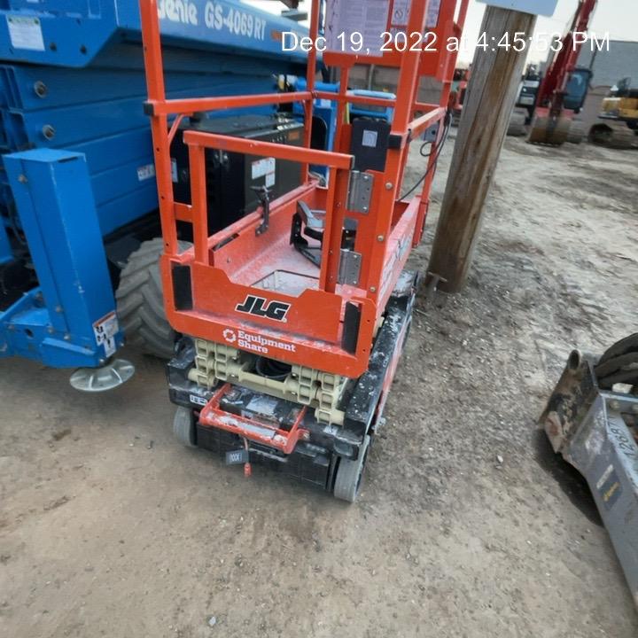 2022 JLG ES1330L