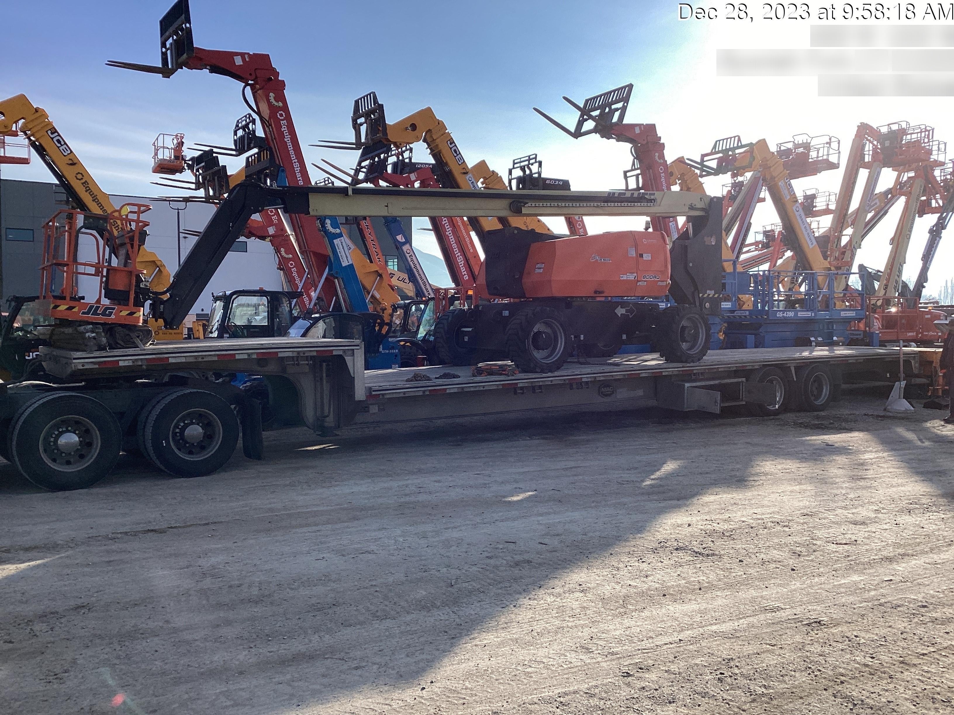 2023 JLG 800AJ
