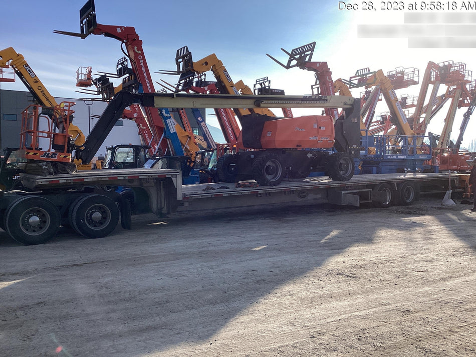 2023 JLG 800AJ