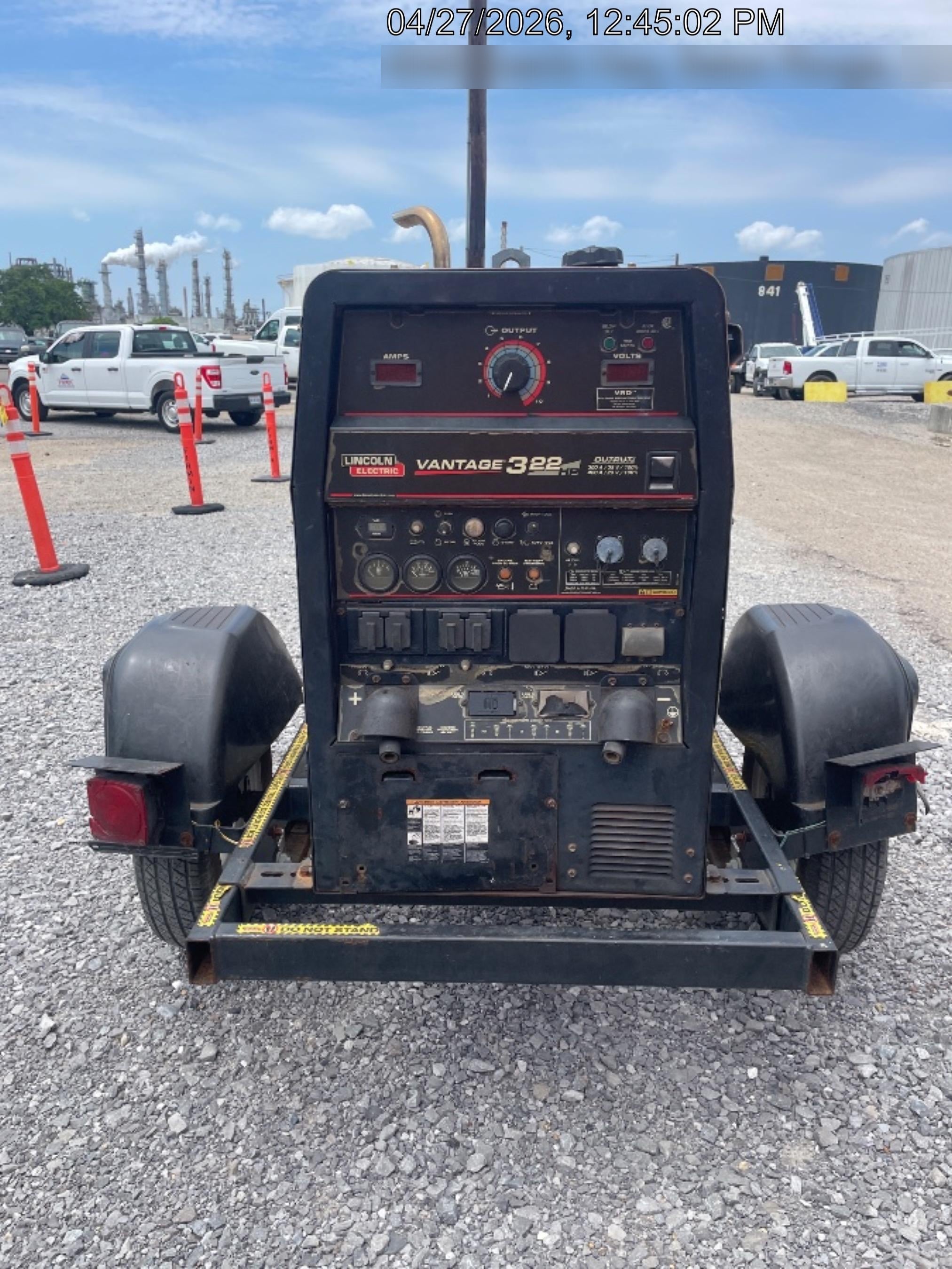 2019 Lincoln Electric Vantage 322 Welder Ready-Pak 3, Two wheel trailer, Fender and Light kit, Cable Rack