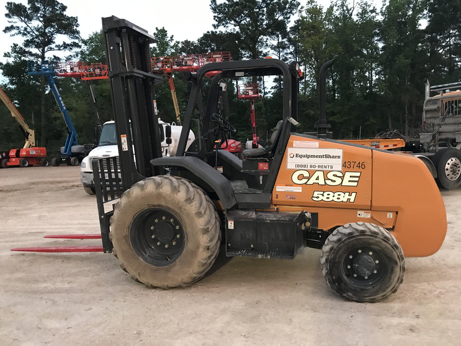 2019 CASE 588H