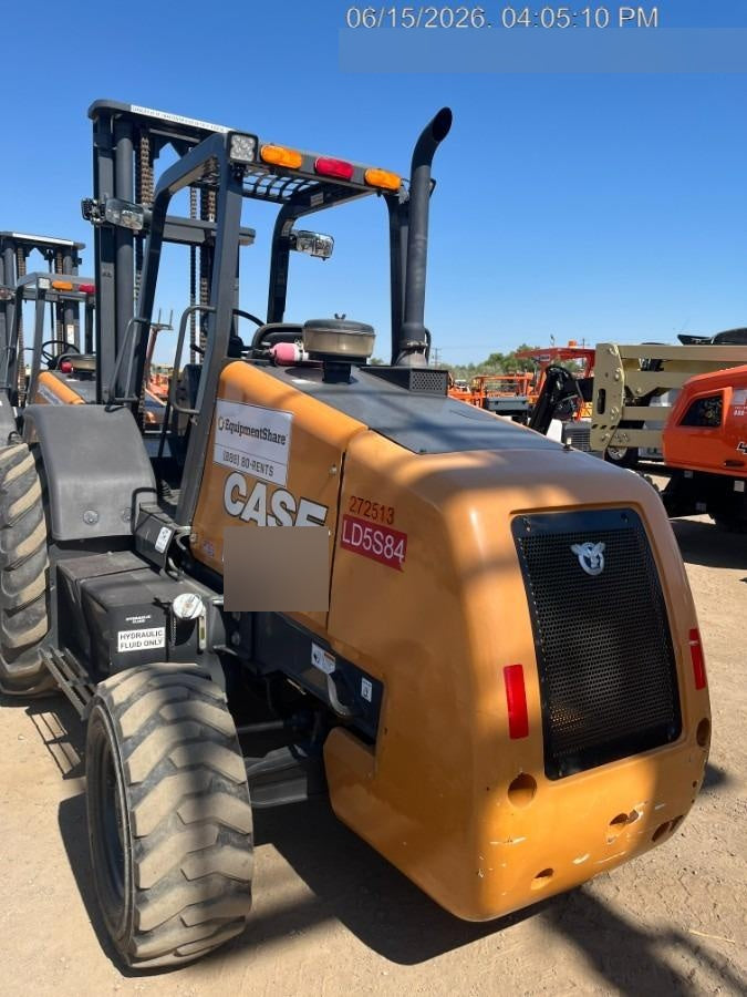 2023 CASE 588H
