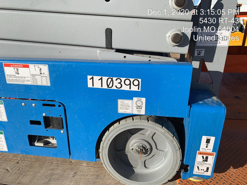 2020 Genie GS-3232 Standard, Folding half height swing gate, 800W Inverter