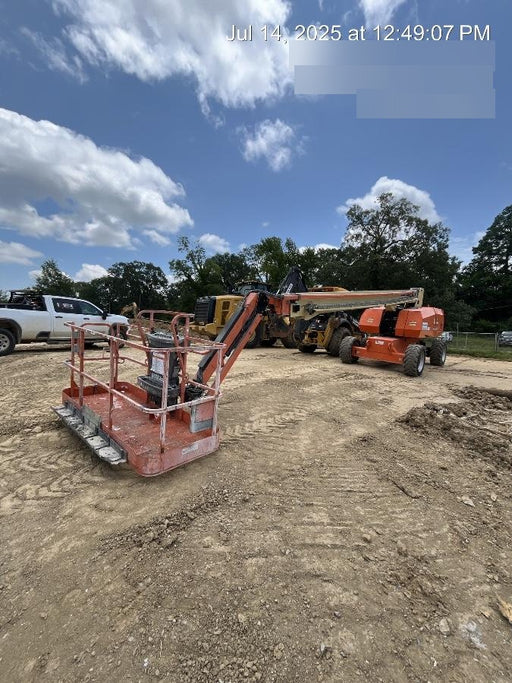 2019 JLG 860SJ