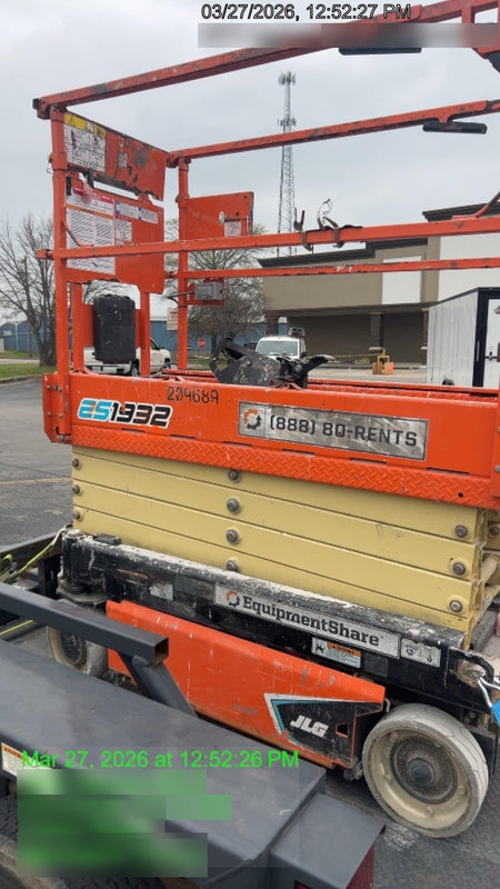 2022 JLG ES1932