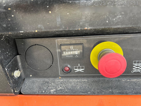 2022 JLG ES1932