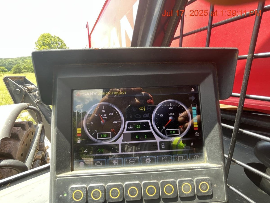 2020 SANY STH1056