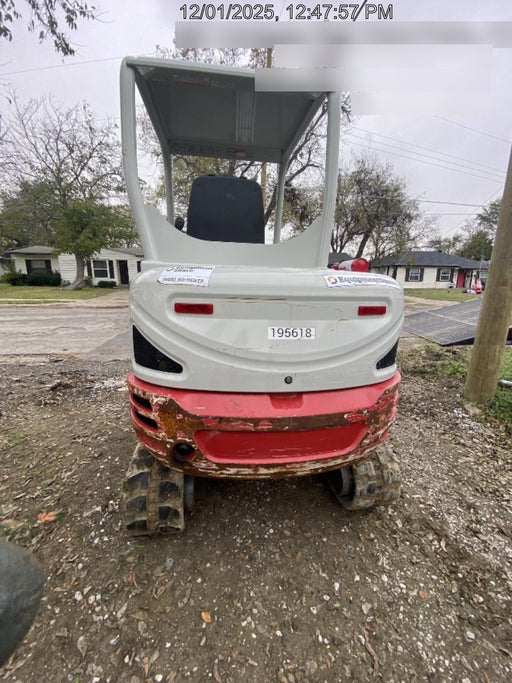 2021 TAKEUCHI TB235-2R