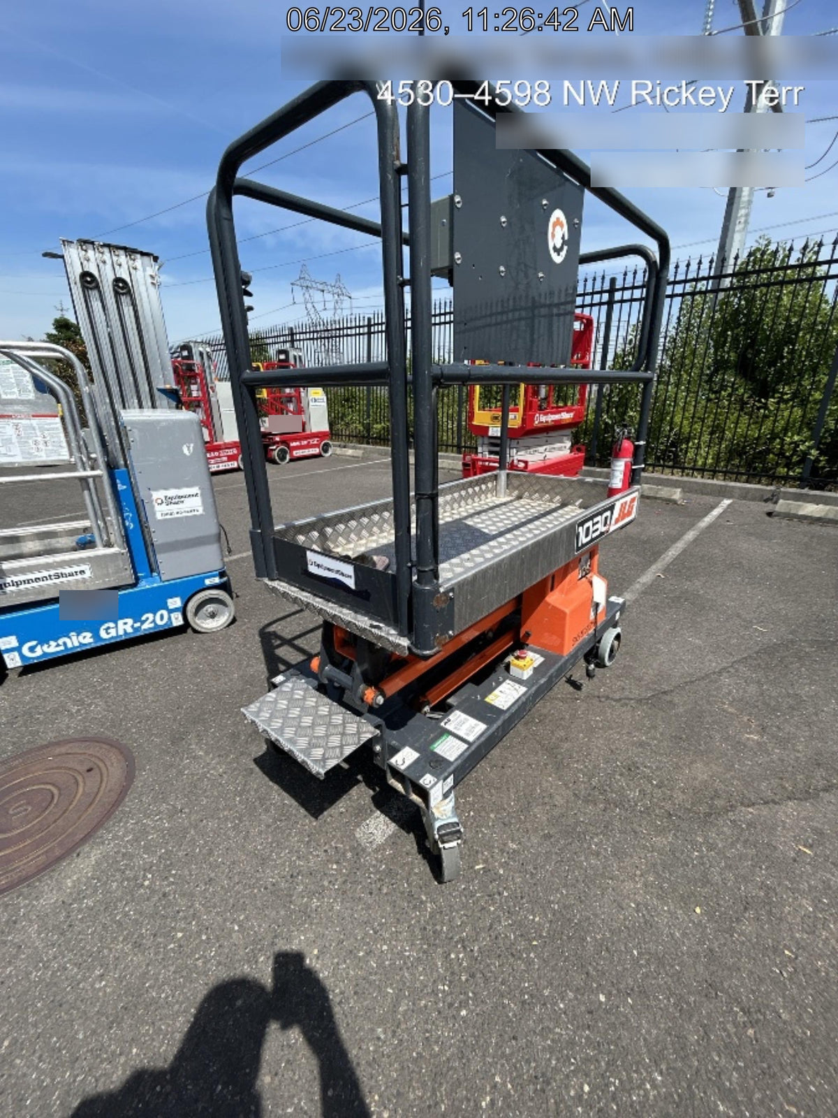2023 JLG 1030P