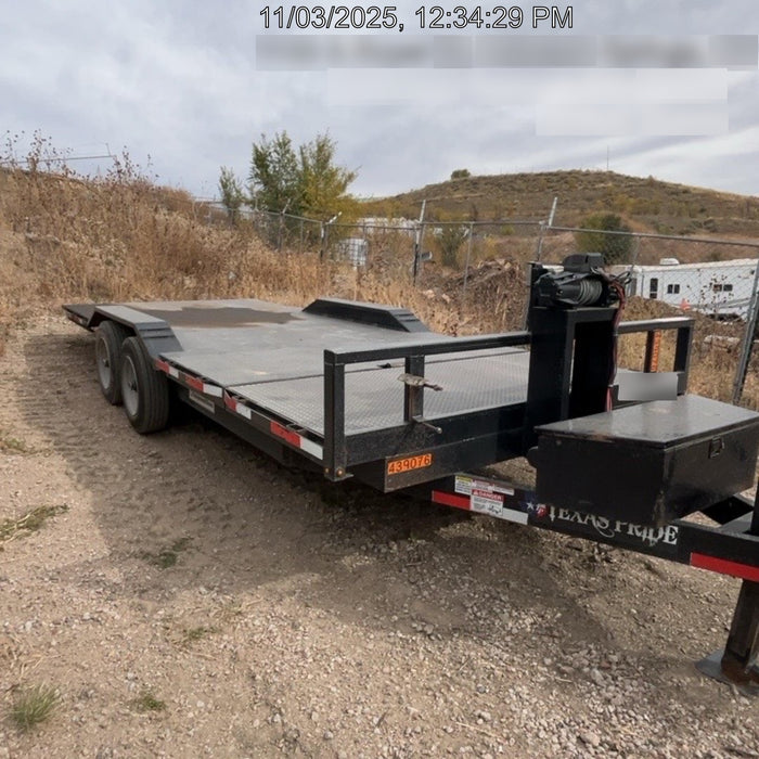2024 TEXAS PRIDE TRAILERS 21' Lowboy Gravity Tilt Bed 14K Bumper Pull Trailer