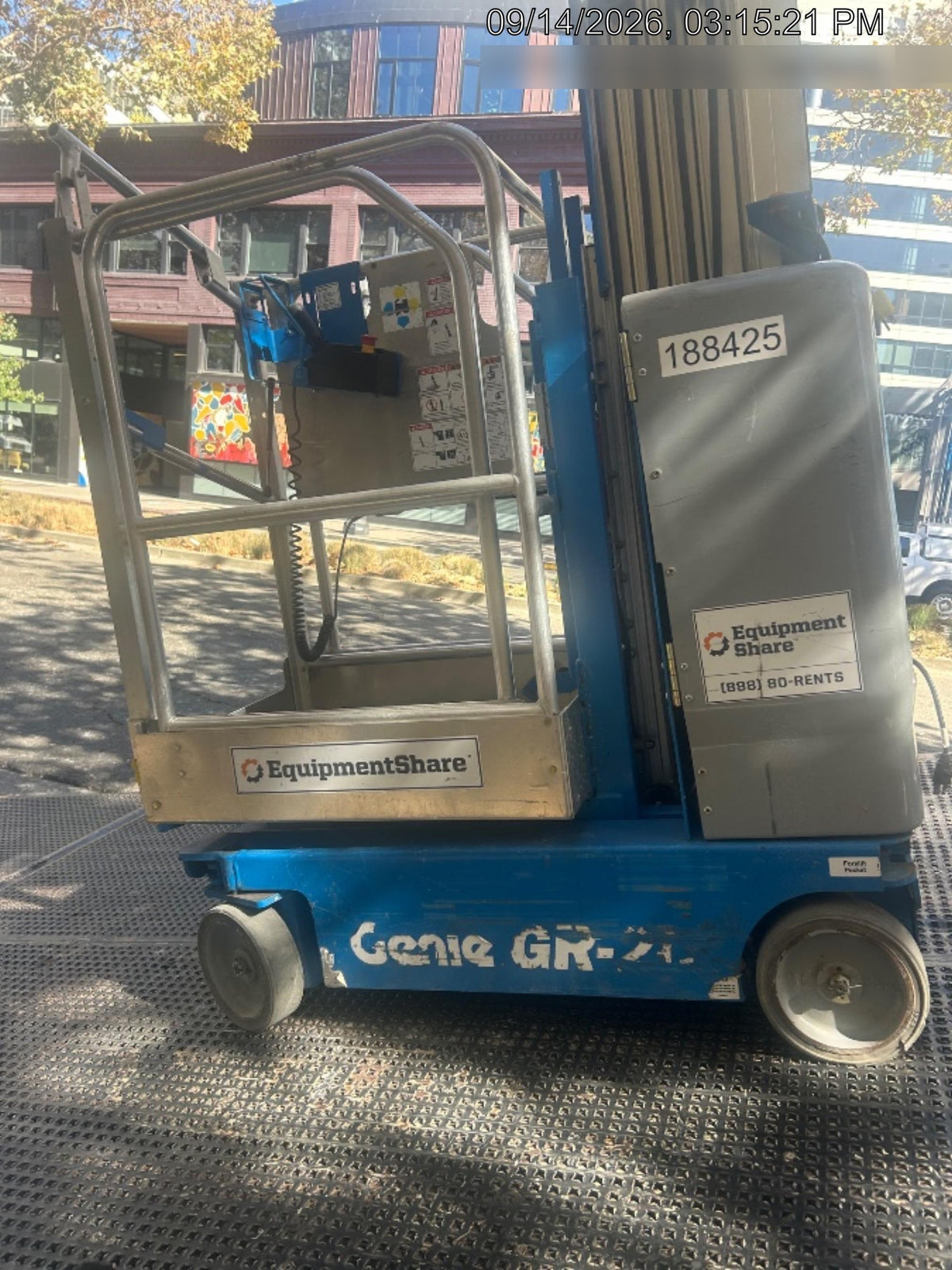2021 GENIE GR-20