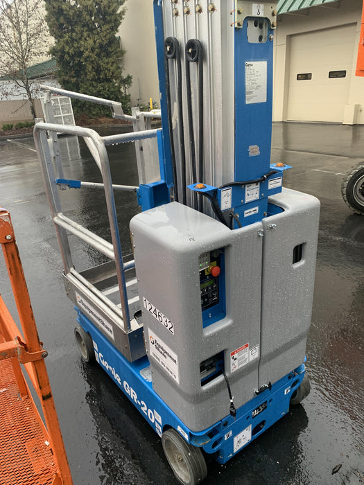 2020 GENIE GR-20