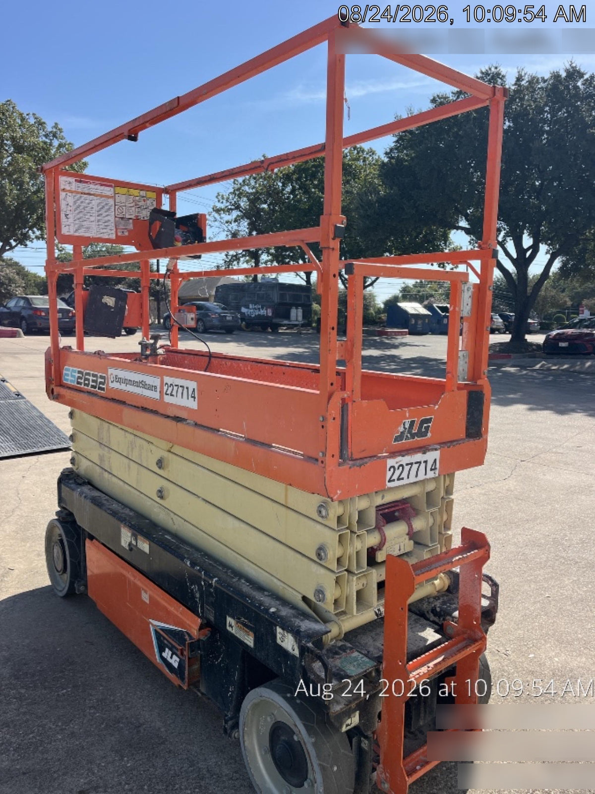 2022 JLG ES2632