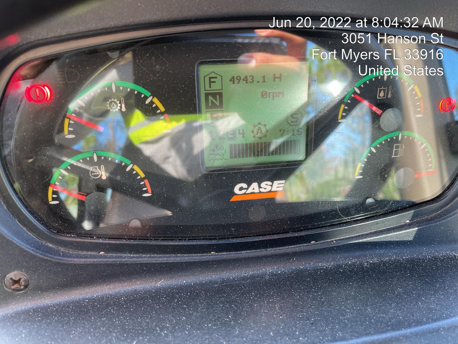 2015 Case 621F CLOSED CAB, JRB 416 STYLE HYD COUPLER