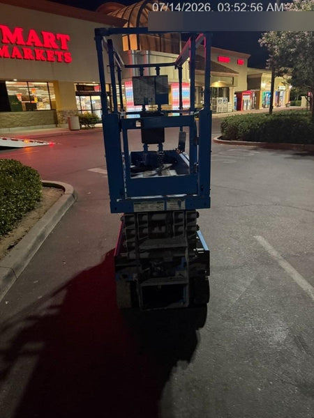 2020 Genie GS-1930 Solid Non Marking Tires, Beacon, Folding rails with half height swing gate, 800W Inverter