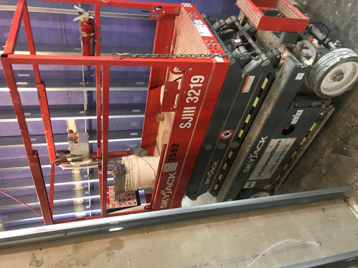 2018 Skyjack SJIII-3219 Skyjack SJIII3219 Scissor Lift w/Trojan Batteries
