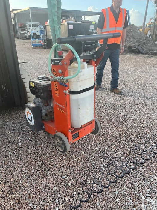 2024 HUSQVARNA FS 400 LV