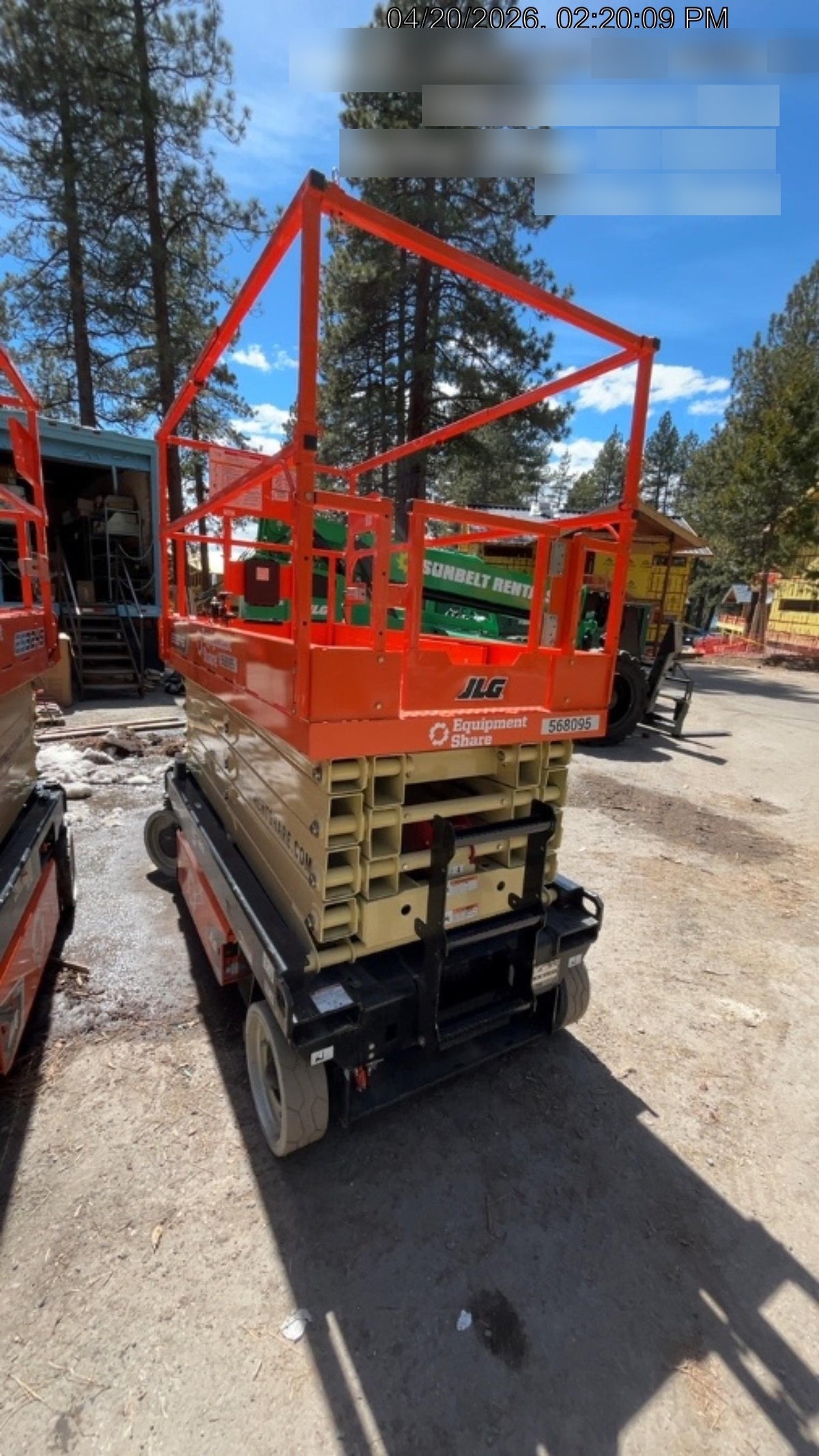 2025 JLG ES3246