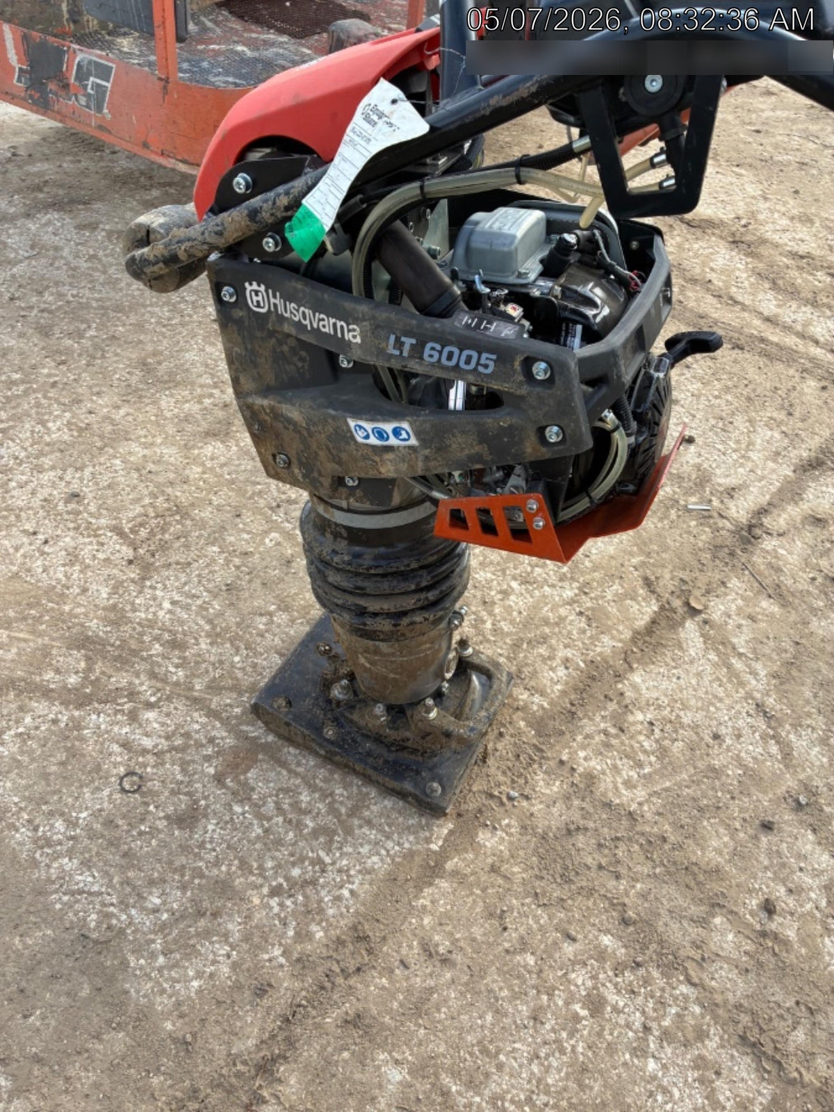 2025 HUSQVARNA LT6005
