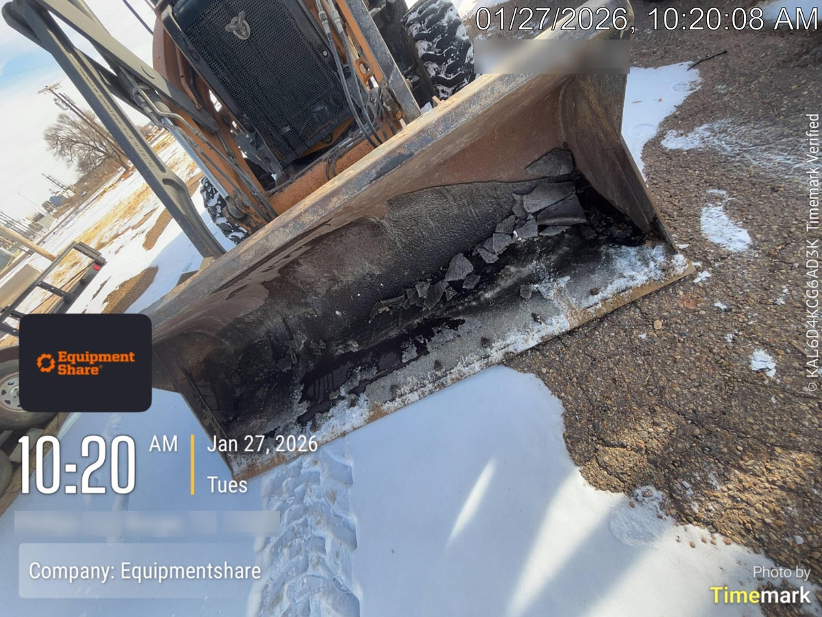 2022 CASE 580N EP - Extendable Backhoe