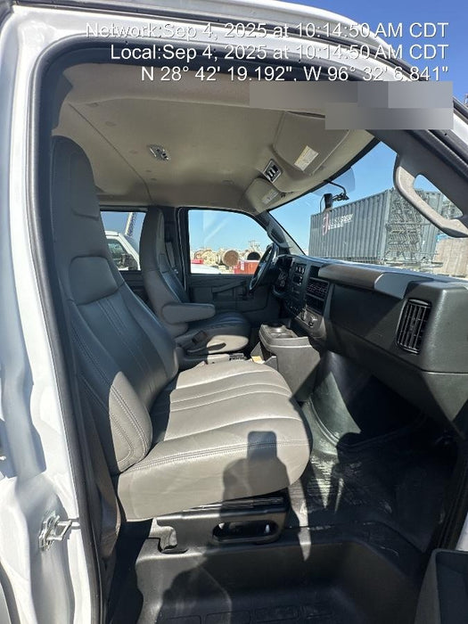 2025 CHEVROLET Express Van - Rental