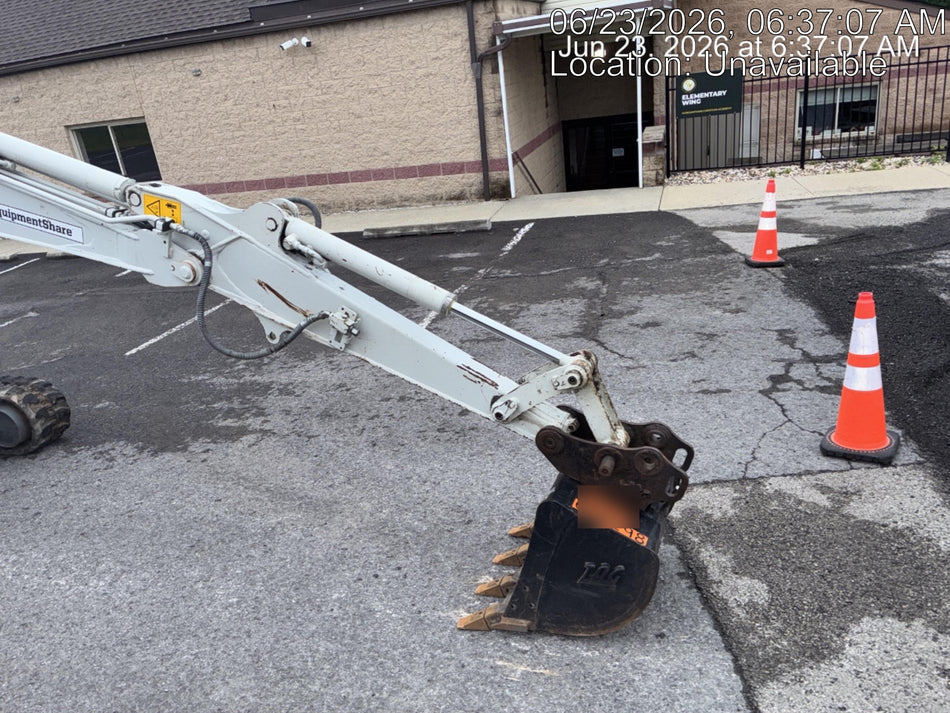 2022 TAKEUCHI TB235-2CR