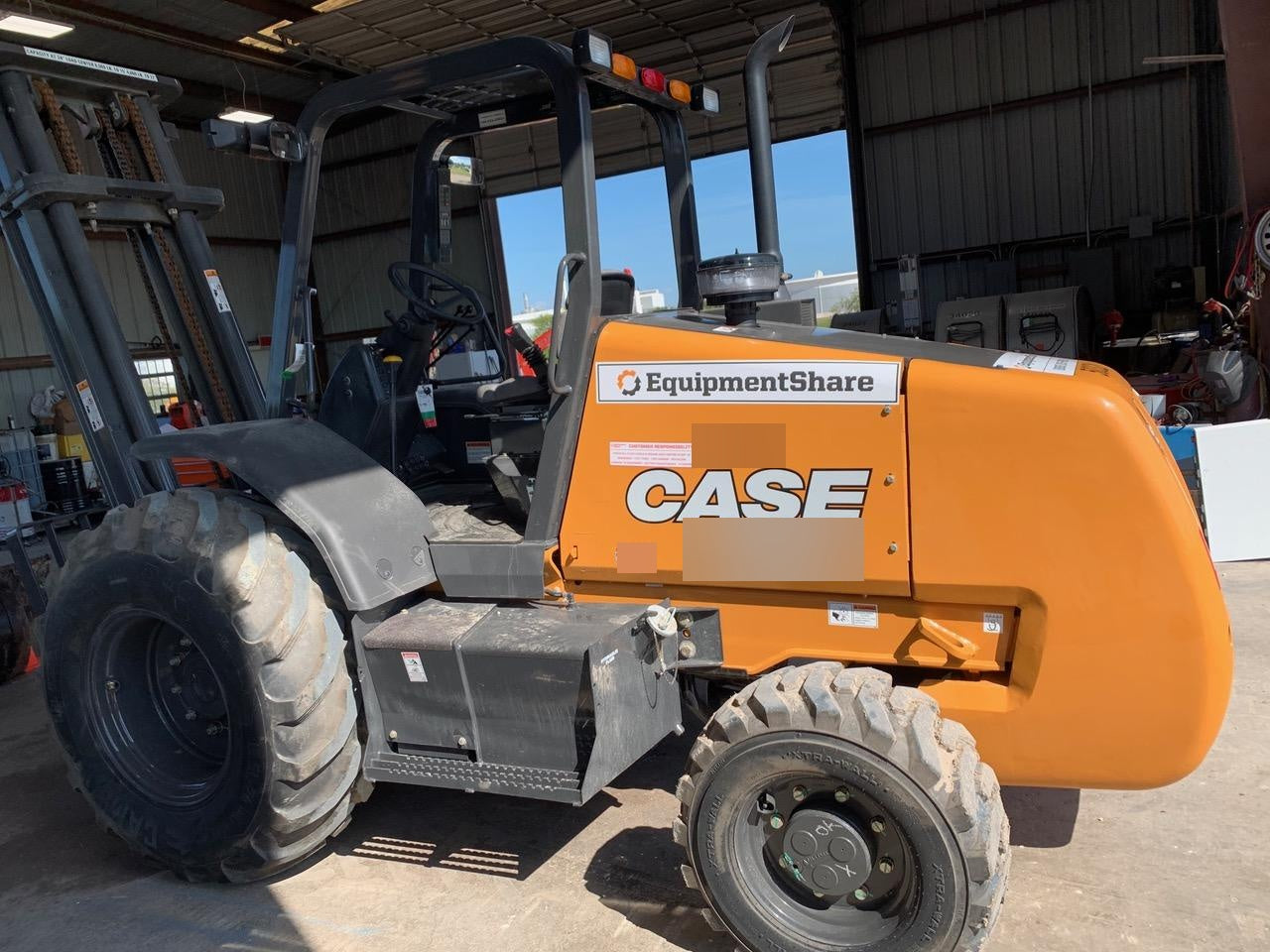 2018 CASE 588H