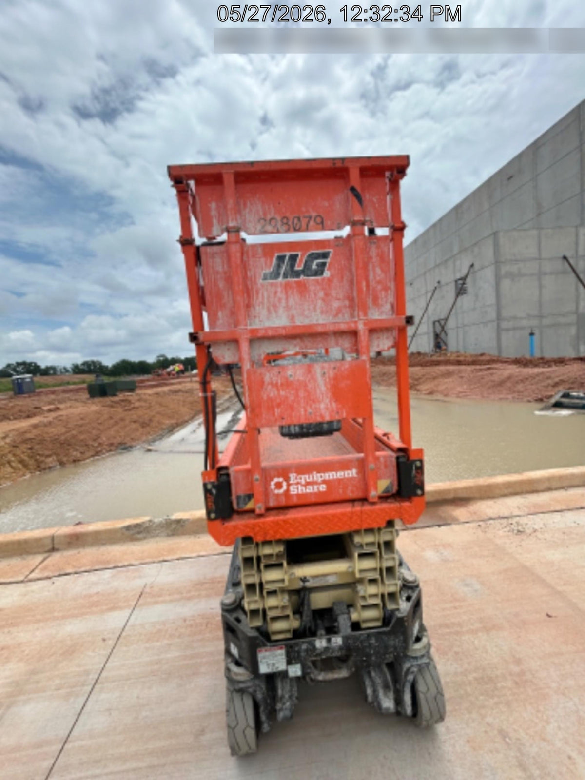 2023 JLG ES1932