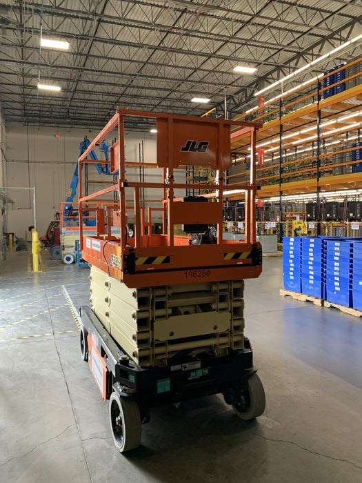 2021 JLG R3246