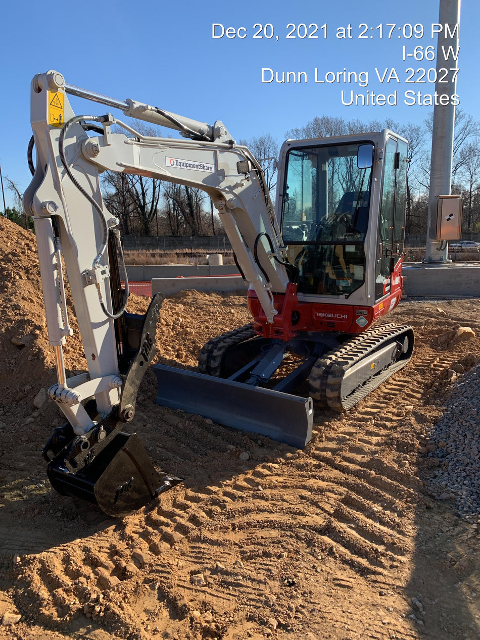 2021 TAKEUCHI TB235-2CR