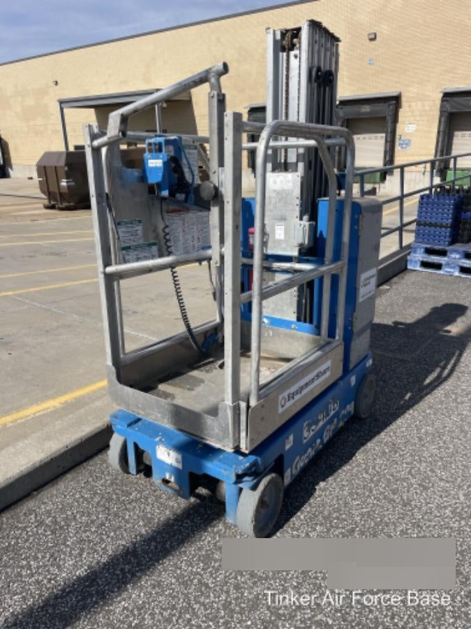 2019 GENIE GR-20