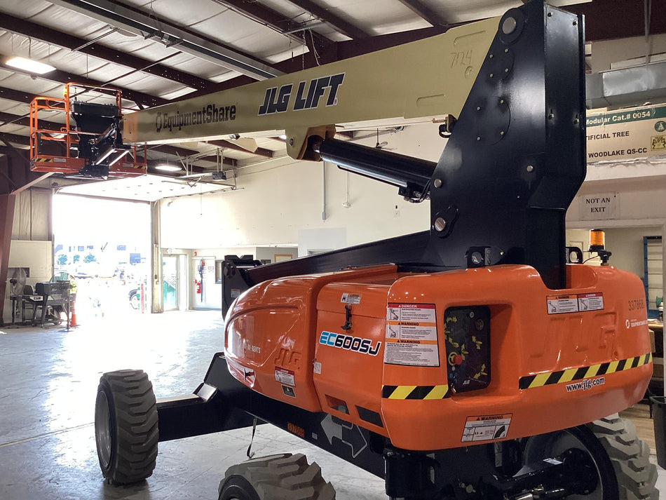 2023 JLG EC600SJ