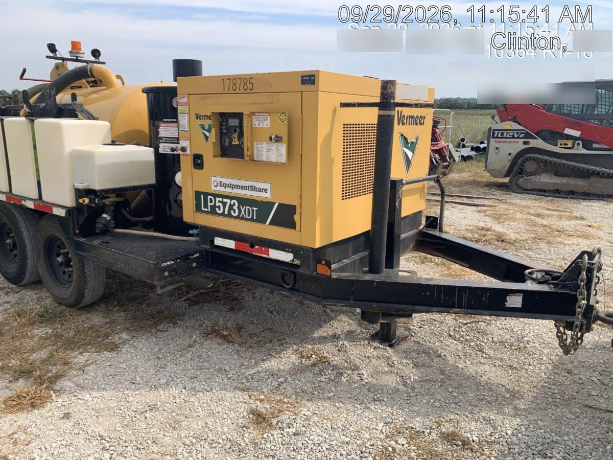 2021 VAC-TRON LP573XDT