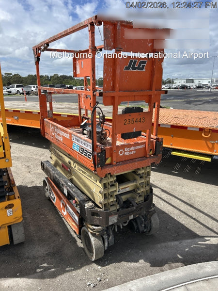 2022 JLG ES1932