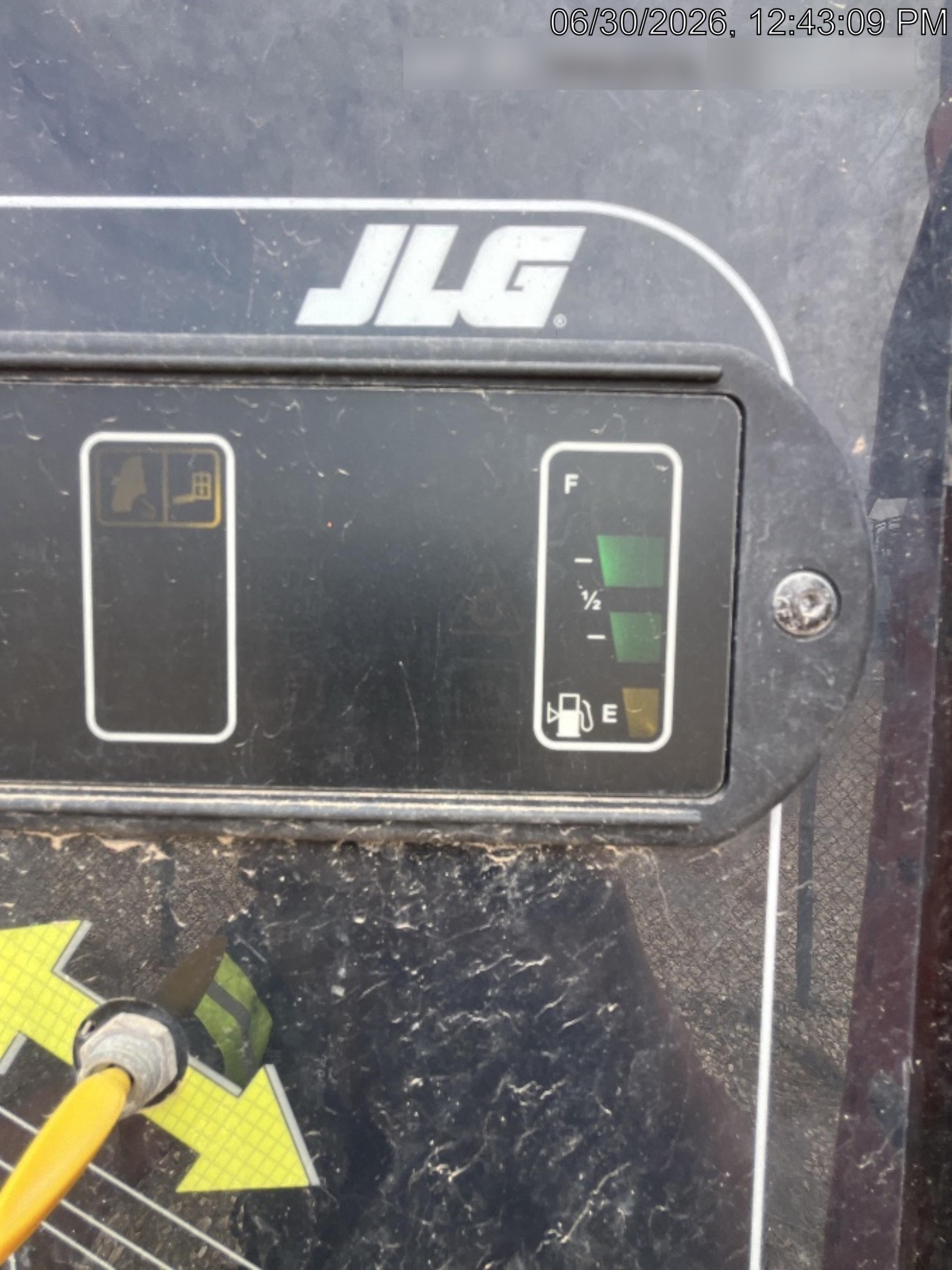 2023 JLG 860SJ