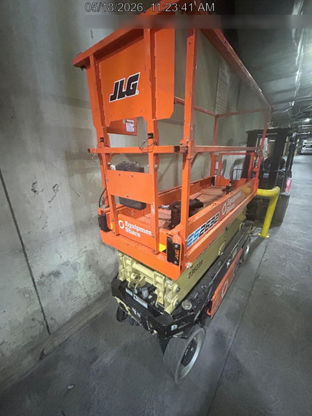 2022 JLG ES2632