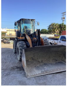 2018 Case 621G CLOSED CAB, 1 FUNCTION, JRB 416 STYLE HYD COUPLER