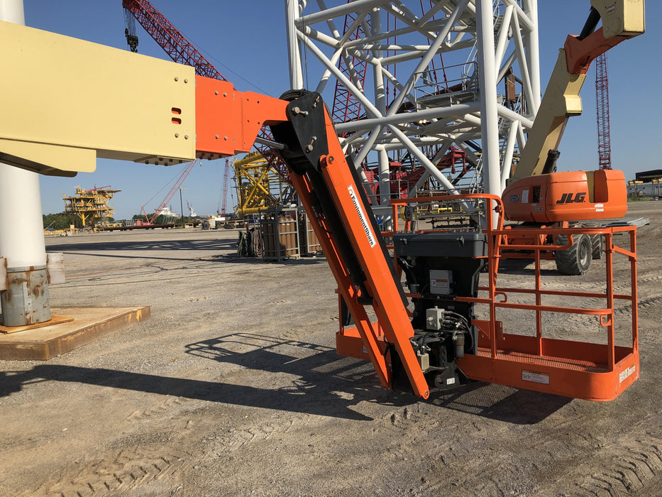 2019 JLG 860SJ