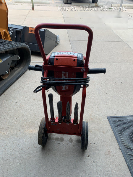 2020 HILTI TE 3000-AVR