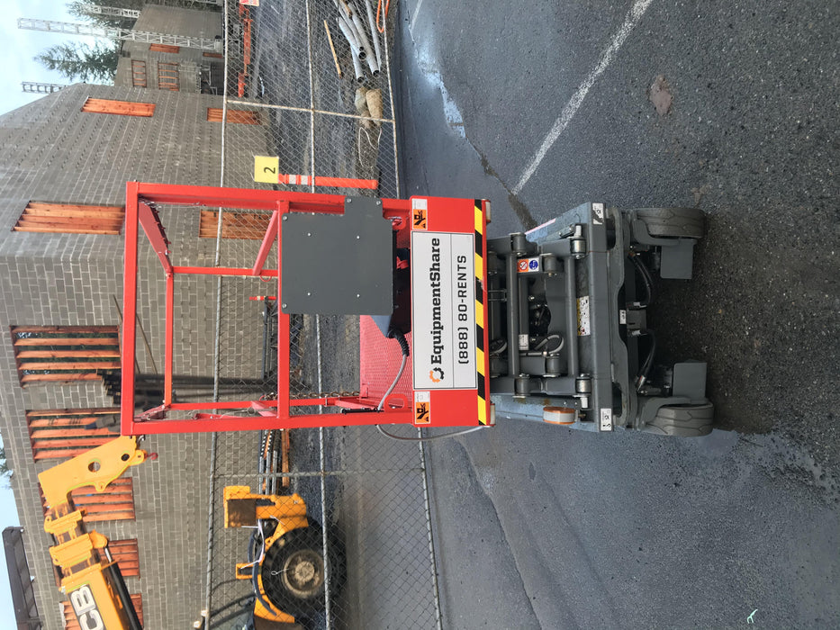 2020 Skyjack SJIII-3219 Solid NM Tires, Half height spring hinged entry gate, Dual Beacons, 800W Inverter