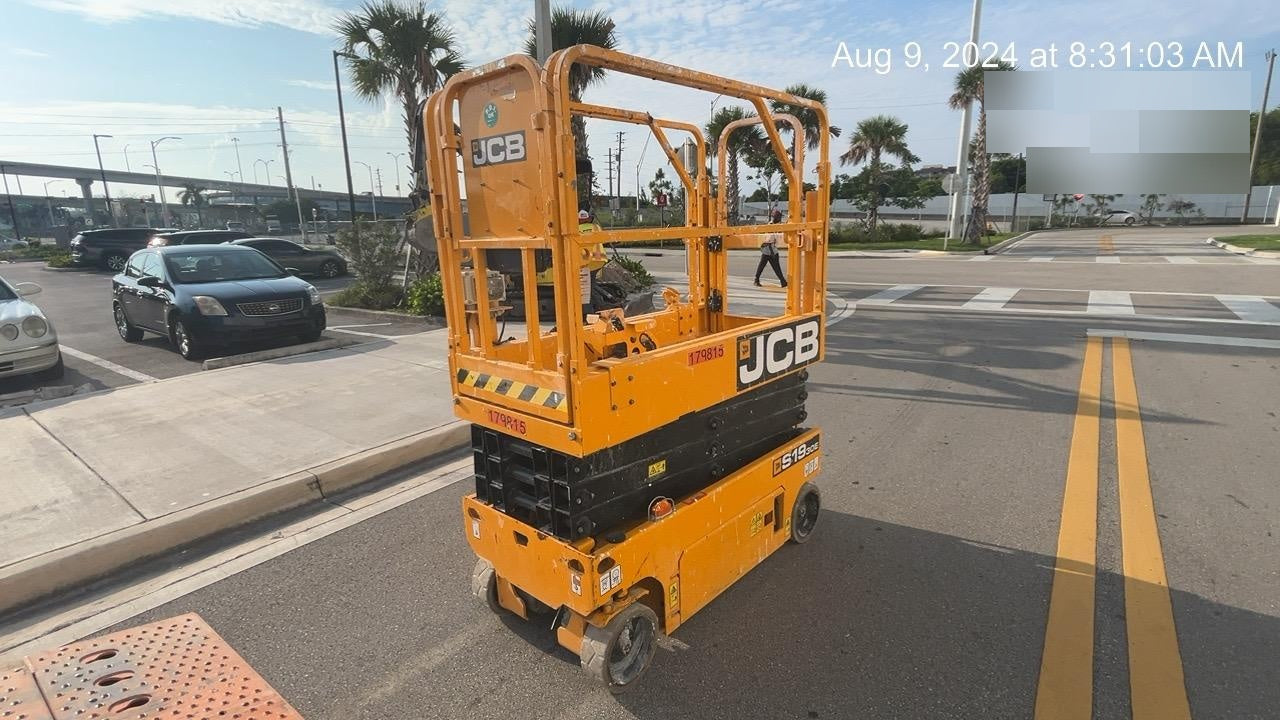 2021 JCB S1930E
