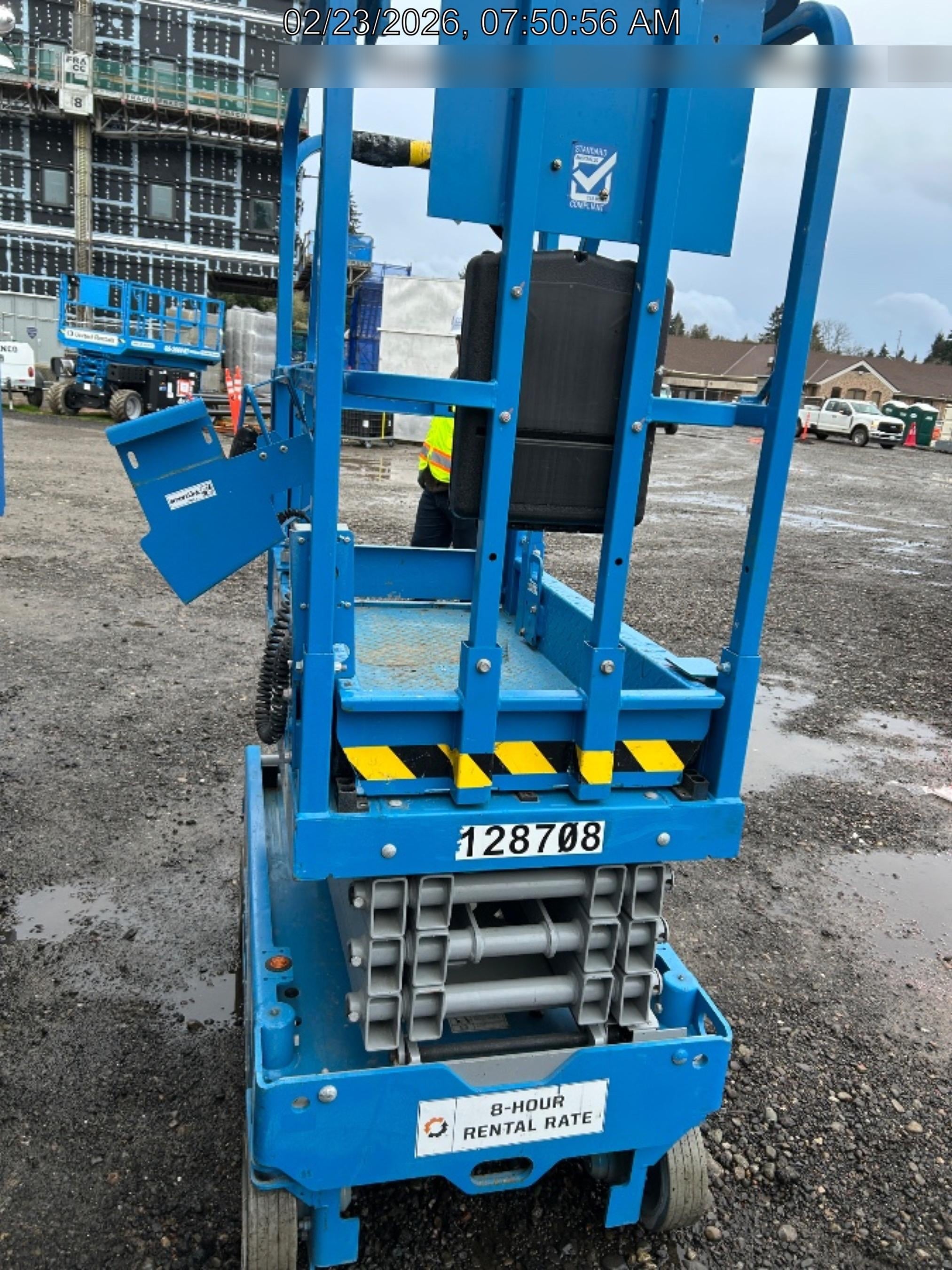 2021 GENIE GS-1330m