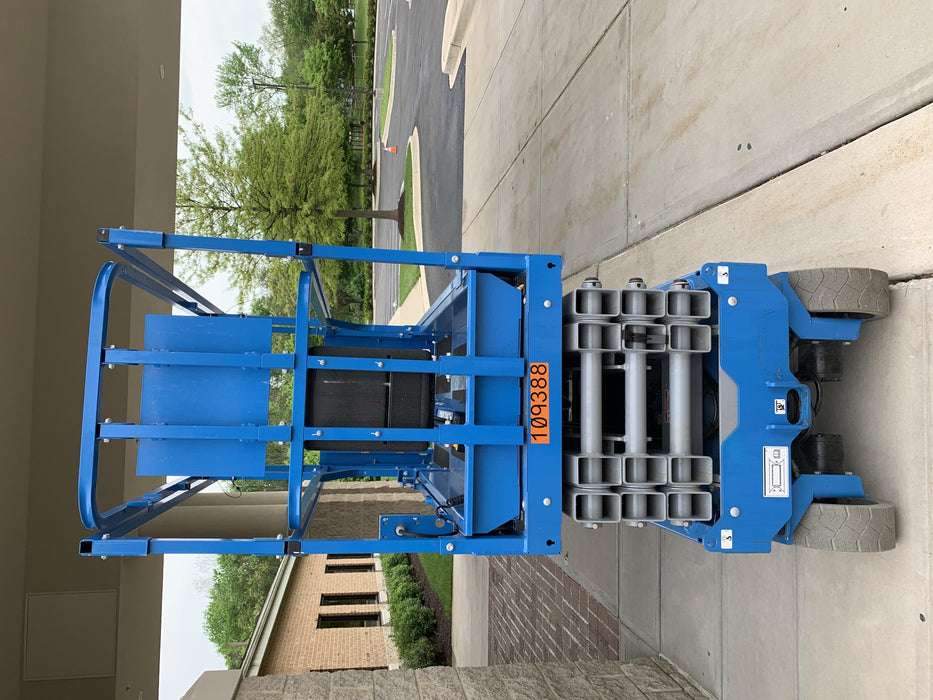 2020 Genie GS-2632 Solid NM Tires, Folding Rails with Half-Height Swing Gate, Beacon