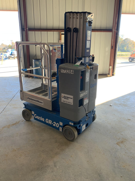 2021 GENIE GR-20